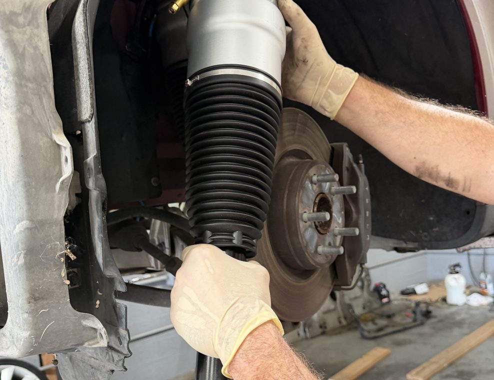 Air suspension strut replacement